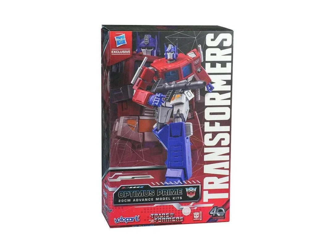 ransformers G1 Optimus Prime AMK Pro Series 20cm Advance Model Kit by YOLOPARK