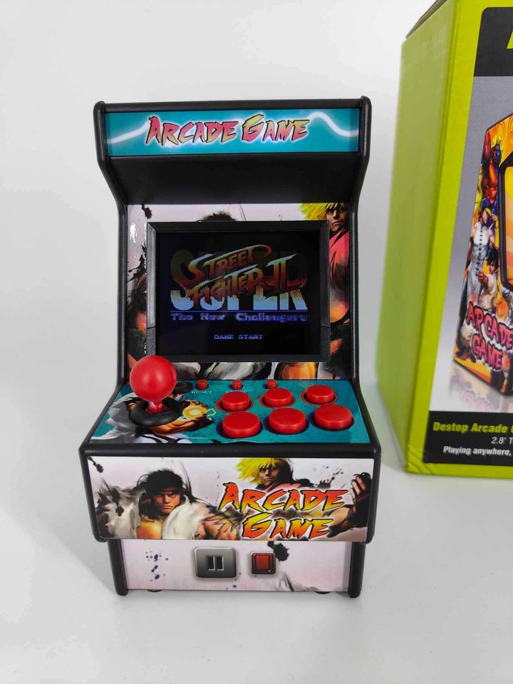 Mini Arcade 156 games in 1 Street fighter 2 mortal combat, ninja turtle etc