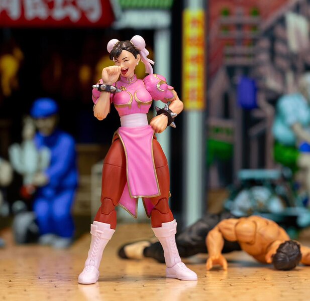 Jada Toys SDCC 2024 Ultra Street Fighter II Chun-Li (Player 2 - Pink) Deluxe Set