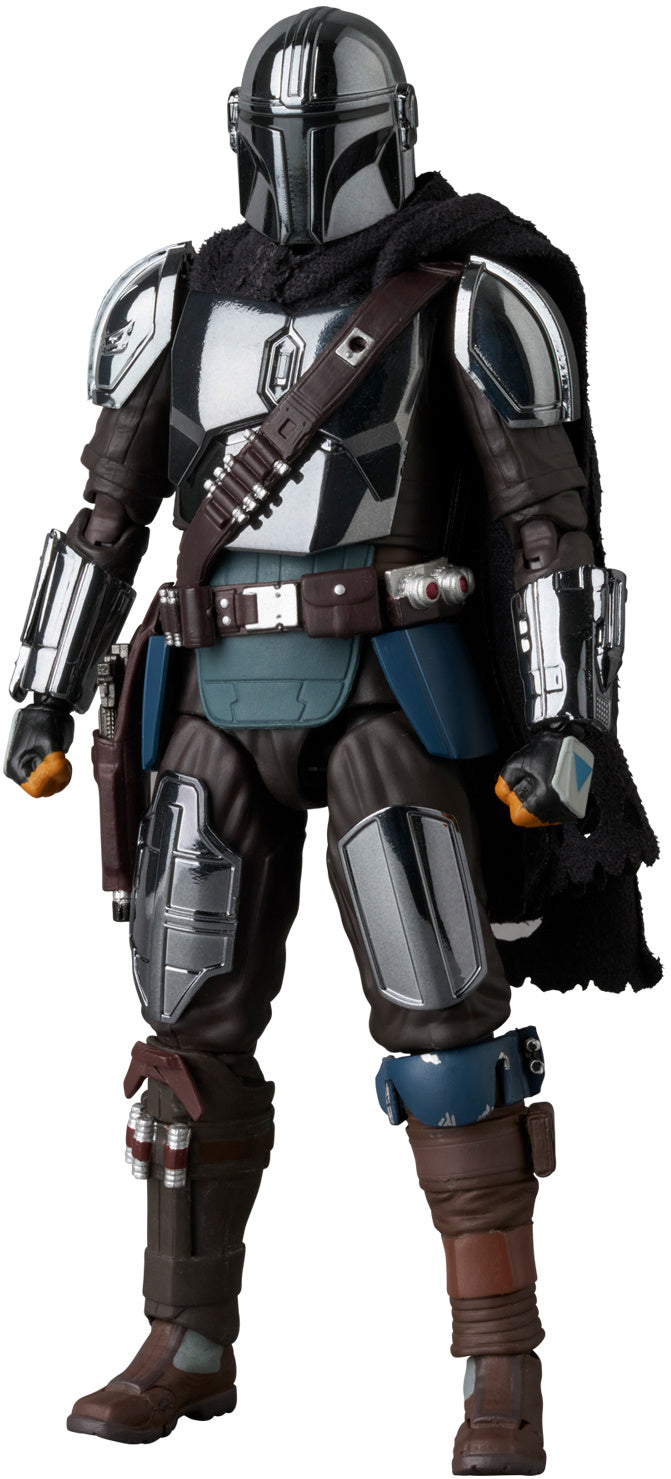 MAFEX The Mandalorian (Chrome Version) – Star Wars Action Figure by Medicom