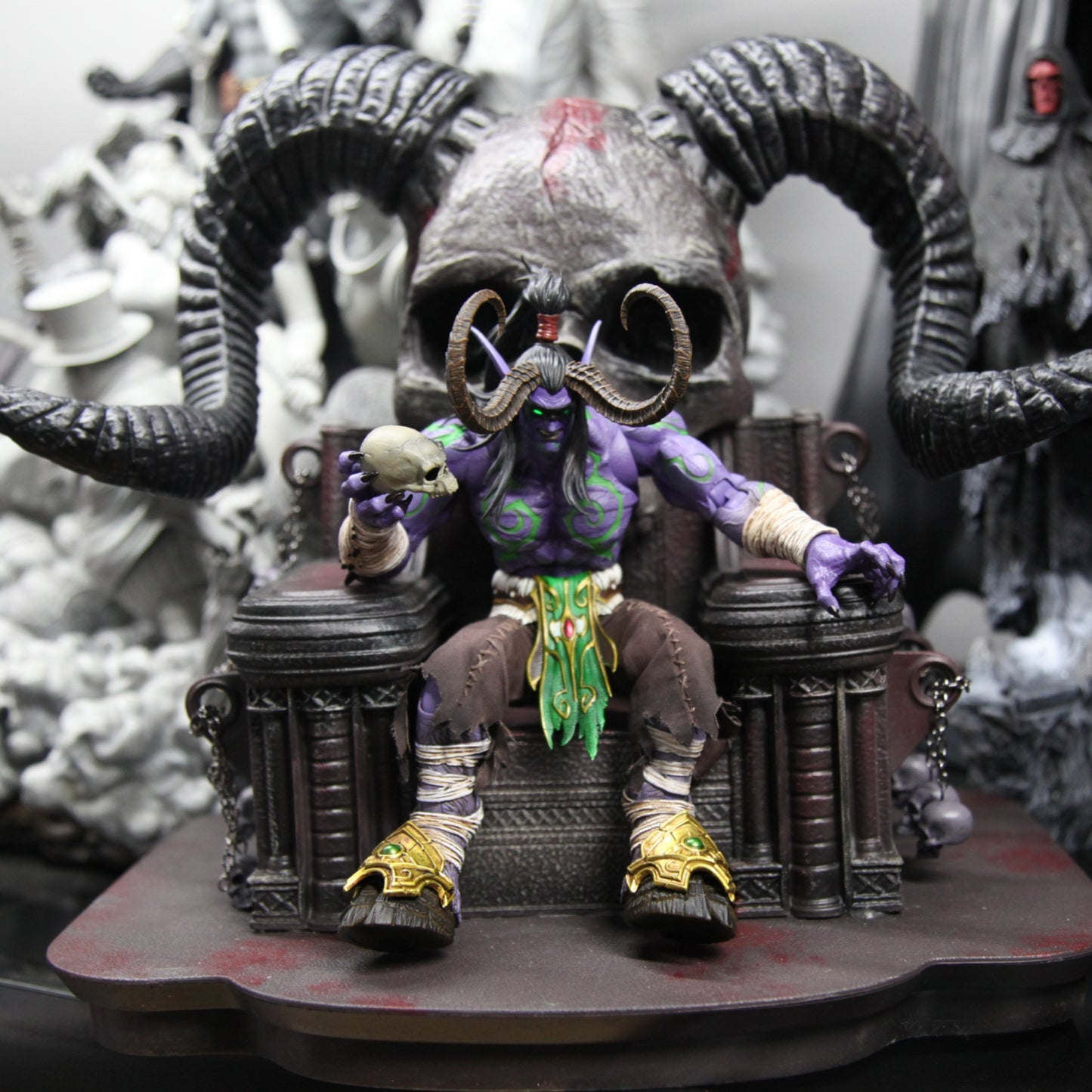 Mortal Kombat Shao Kahn Throne (Throne Only) – 1/12 Scale Diorama