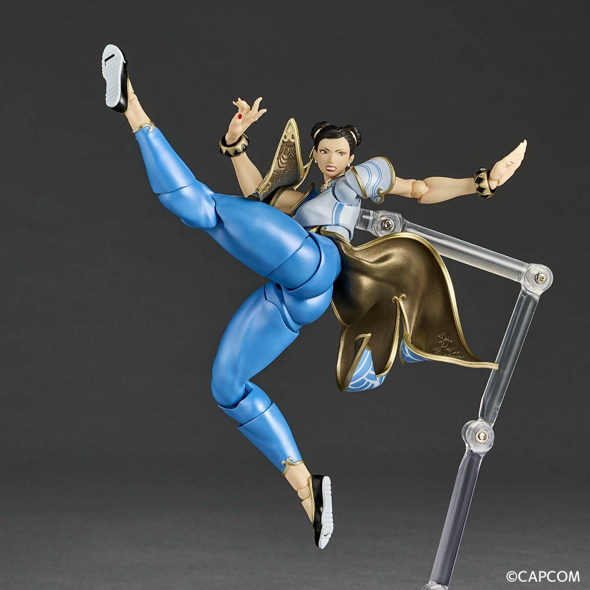 Amazing Yamaguchi / Revoltech Street Fighter 6 - Chun-Li (Limited + Bonus)