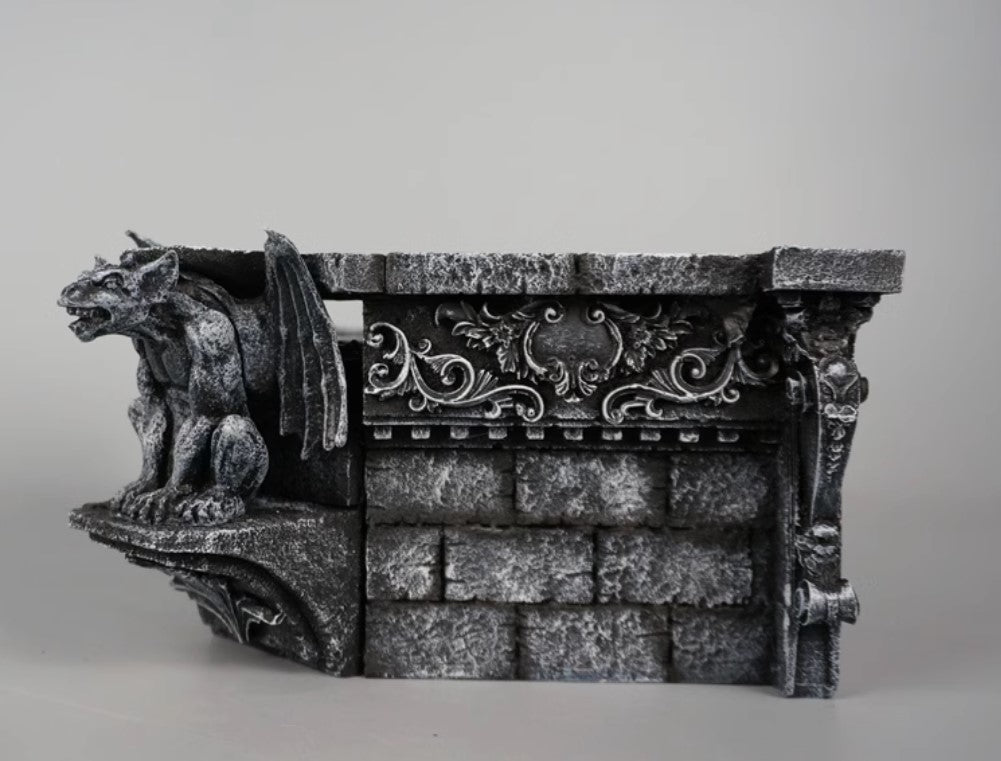 Gragolya Rooftop Diorama (1/12 Scale) – Urban Display Base for Action Figures Batman