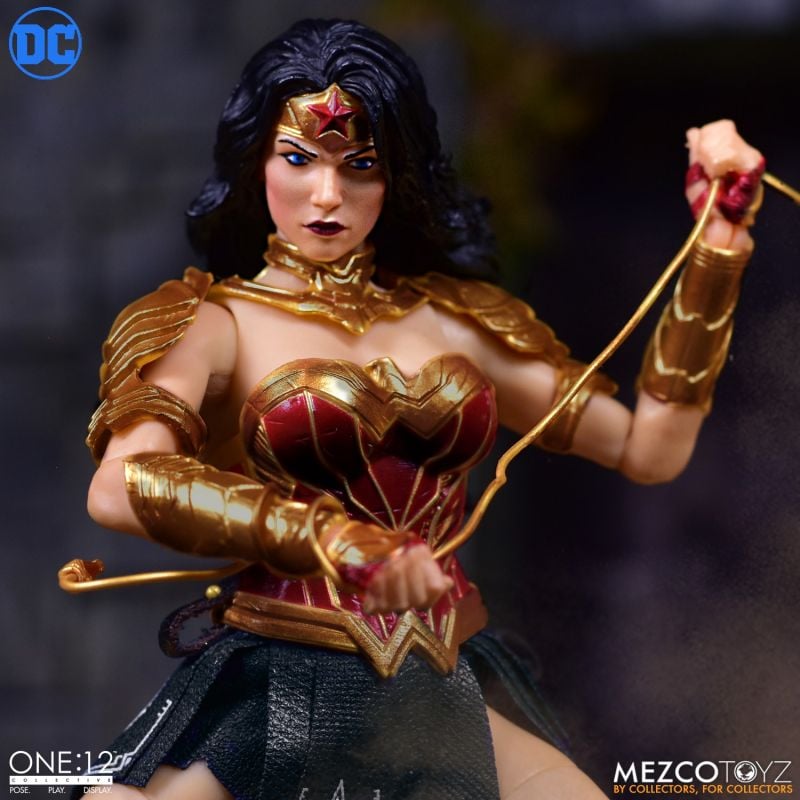 Mezco Wonder Woman One:12 Collective DC