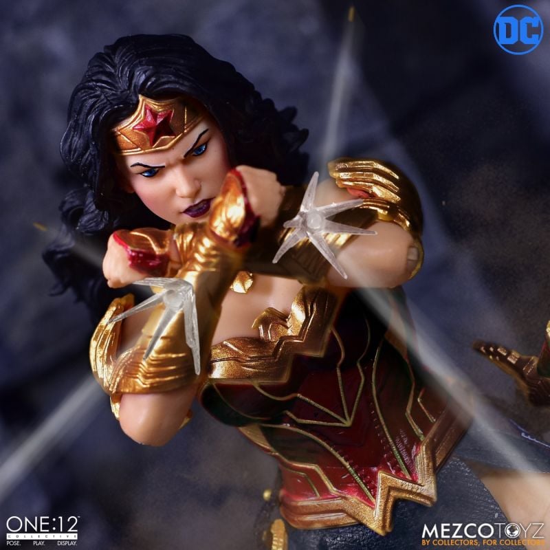 Mezco Wonder Woman One:12 Collective DC