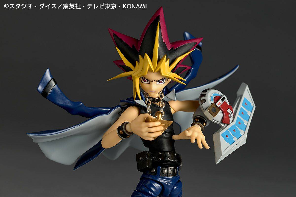Kaiyodo Revoltech: Yu-Gi-Oh! Duel Monsters – Yami Yugi