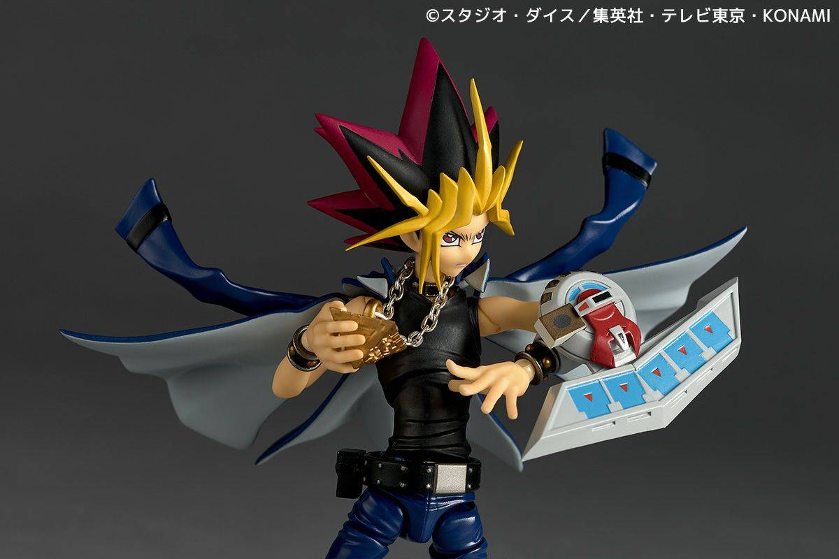 Kaiyodo Revoltech: Yu-Gi-Oh! Duel Monsters – Yami Yugi
