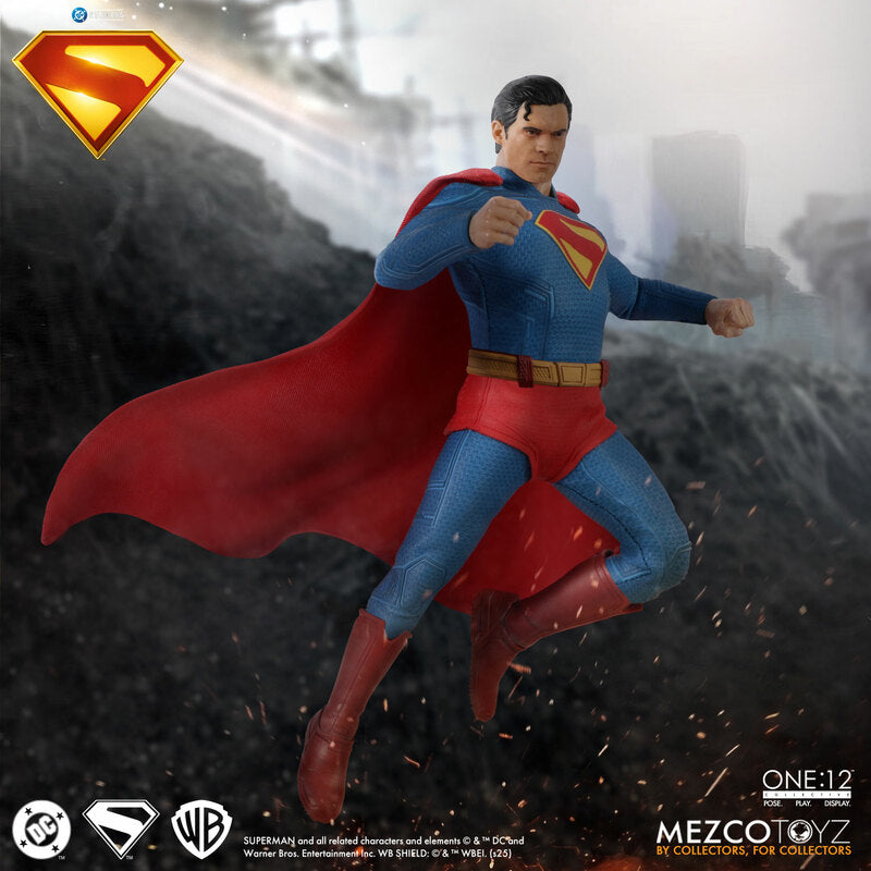 Pre-order: Superman Mezco One:12 Collective – 1/12 Scale Action Figure
