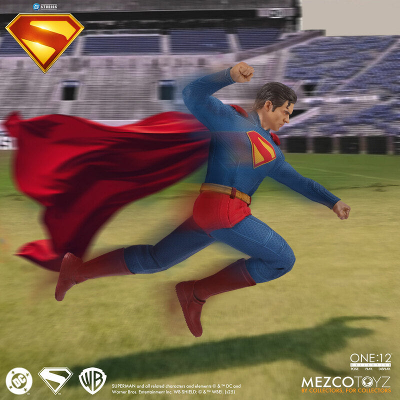 Pre-order: Superman Mezco One:12 Collective – 1/12 Scale Action Figure