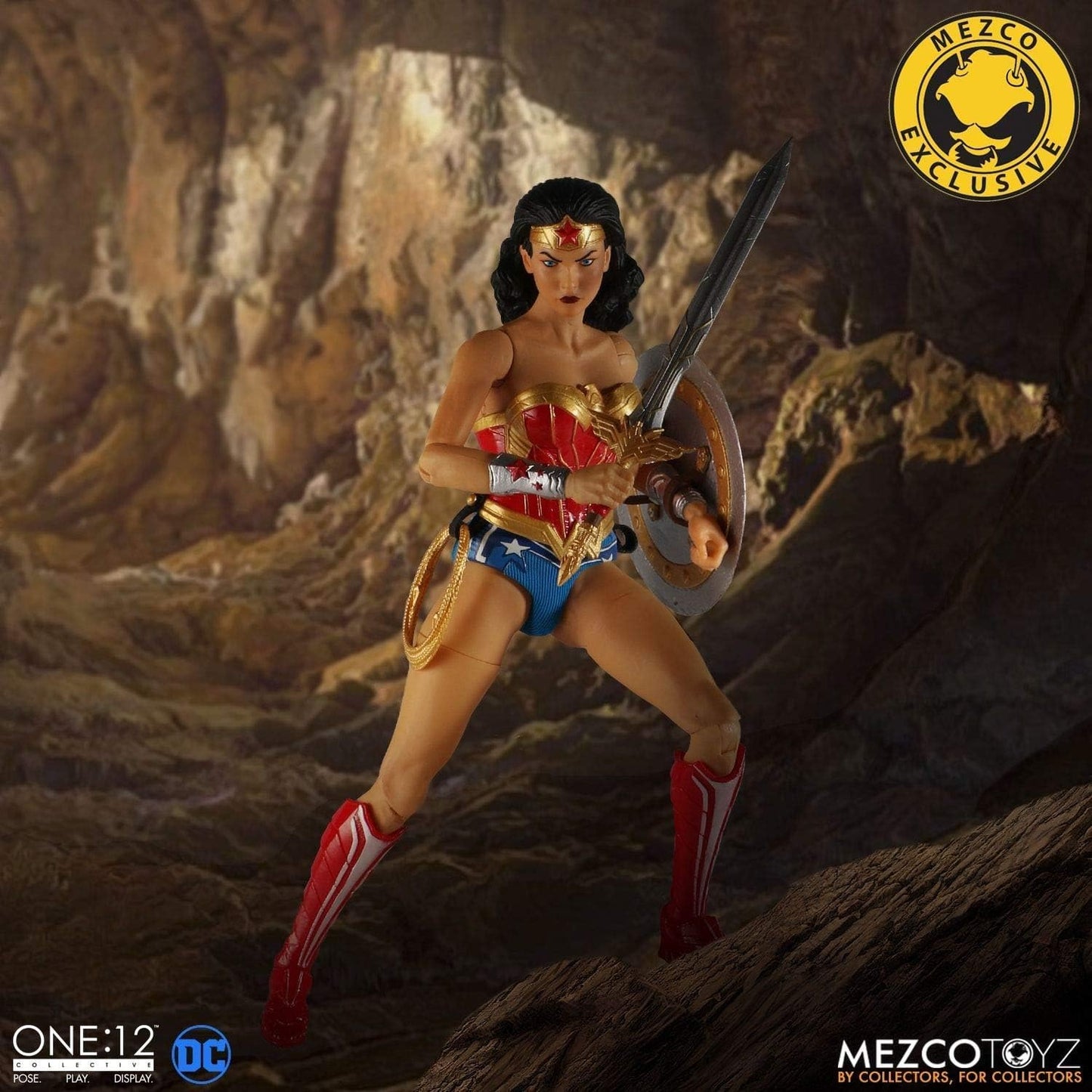 Mezco Toys One: 12 Collective DC Wonder Woman Classic Edition Action Figure