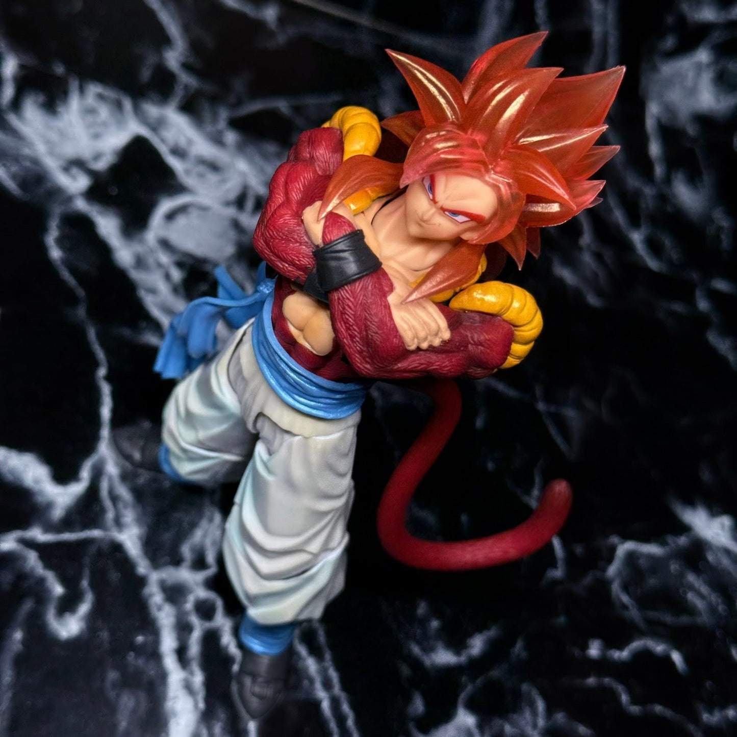 Kamione SSJ4 Gogeta 03B (Translucent Edition) Action Figure