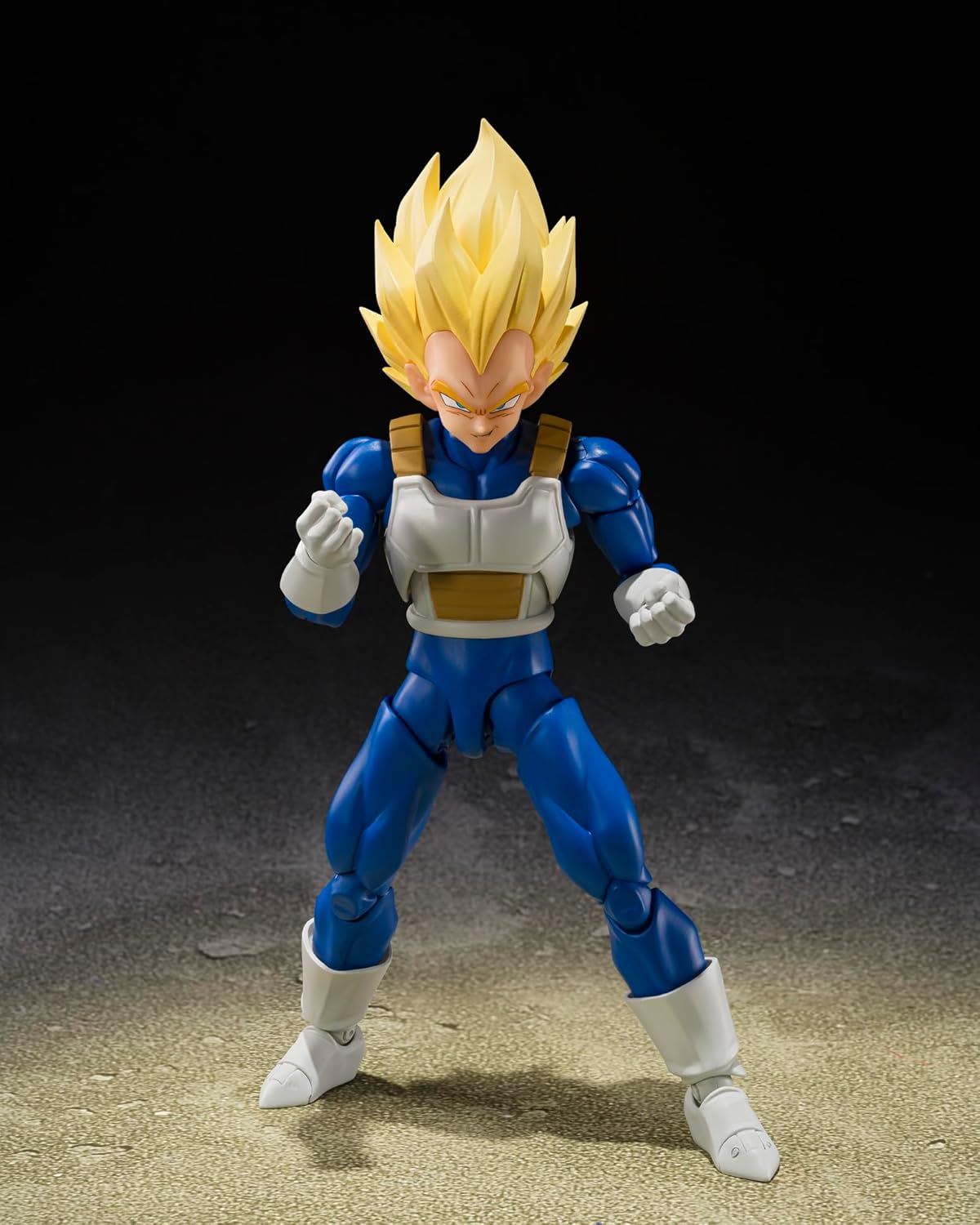 Bandai S.H.Figuarts Dragon Ball Z Super Saiyan Vegeta (Dangerous Pride) 1/12 Action Figure