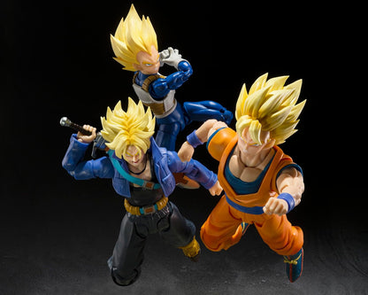 Bandai S.H.Figuarts Dragon Ball Z Super Saiyan Vegeta (Dangerous Pride) 1/12 Action Figure