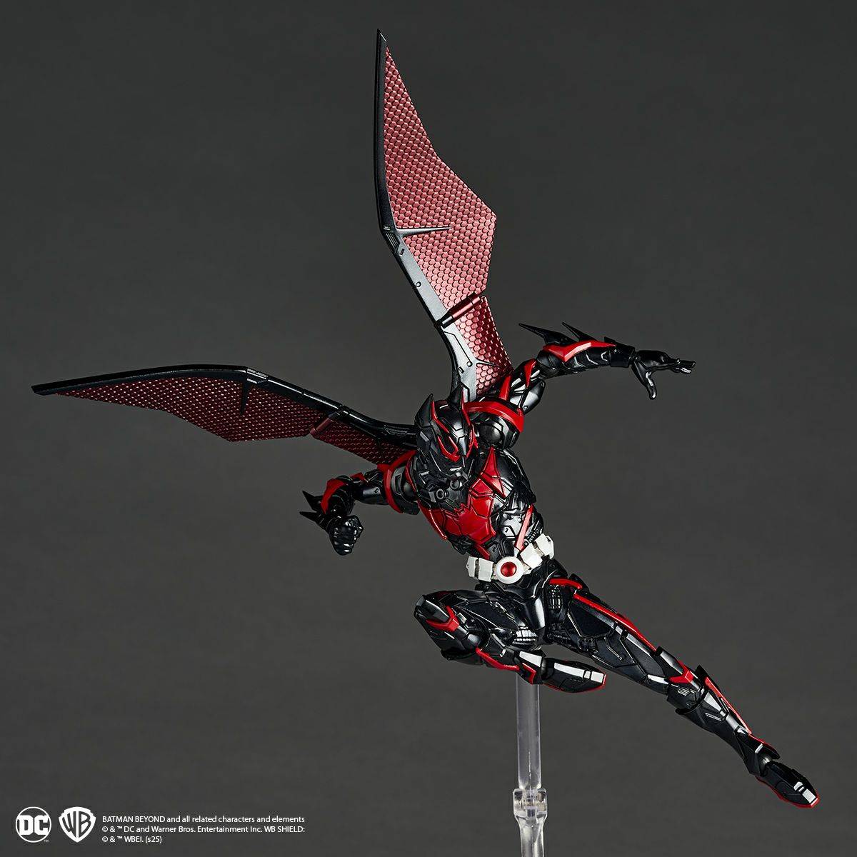 Revoltech Amazing Yamaguchi Batman Beyond (DC) 1/12 Action Figure with Bonus – Kaiyodo