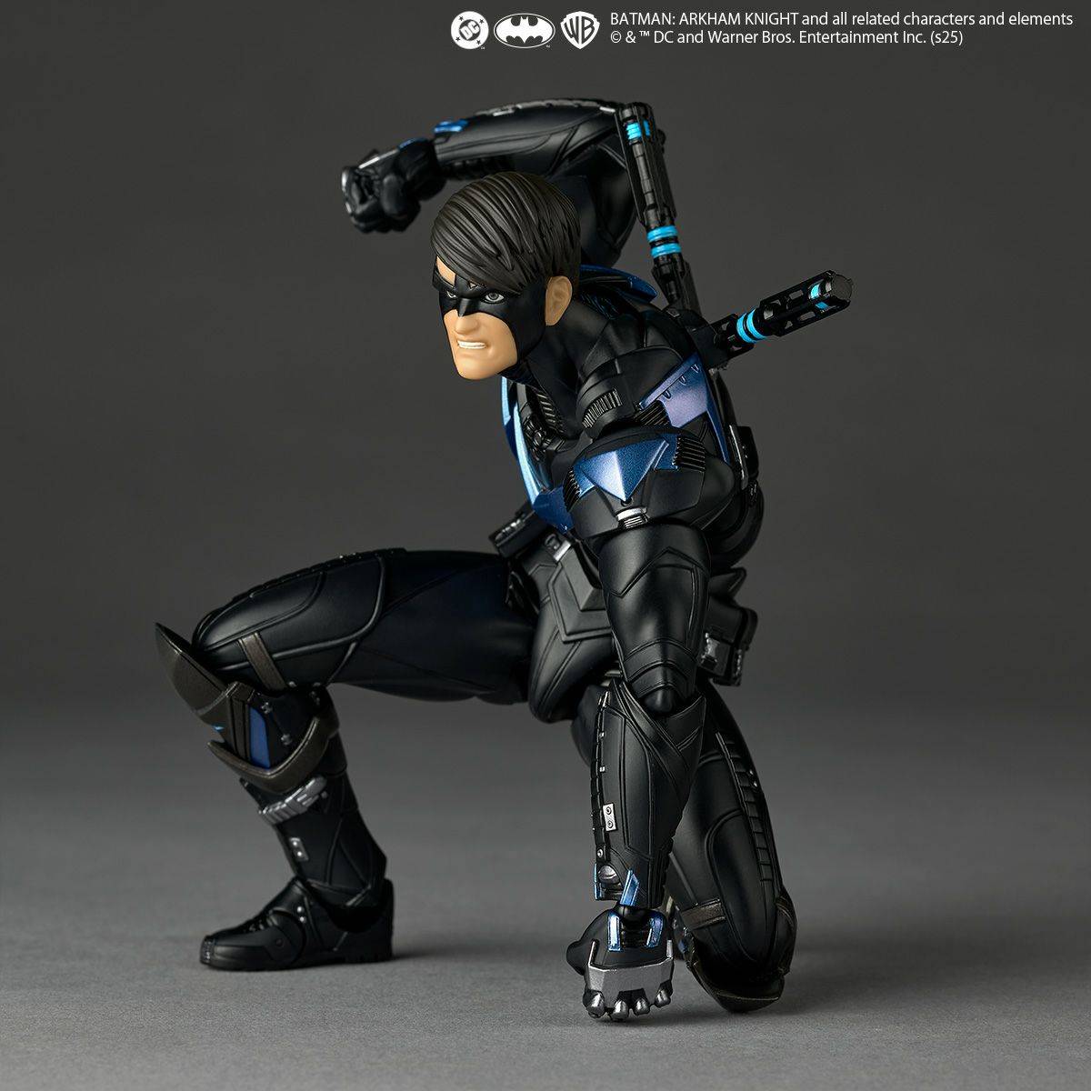 Pre-order Amazing Yamaguchi / Revoltech: Nightwing Action figure come with BONUS [Kaiyodo]