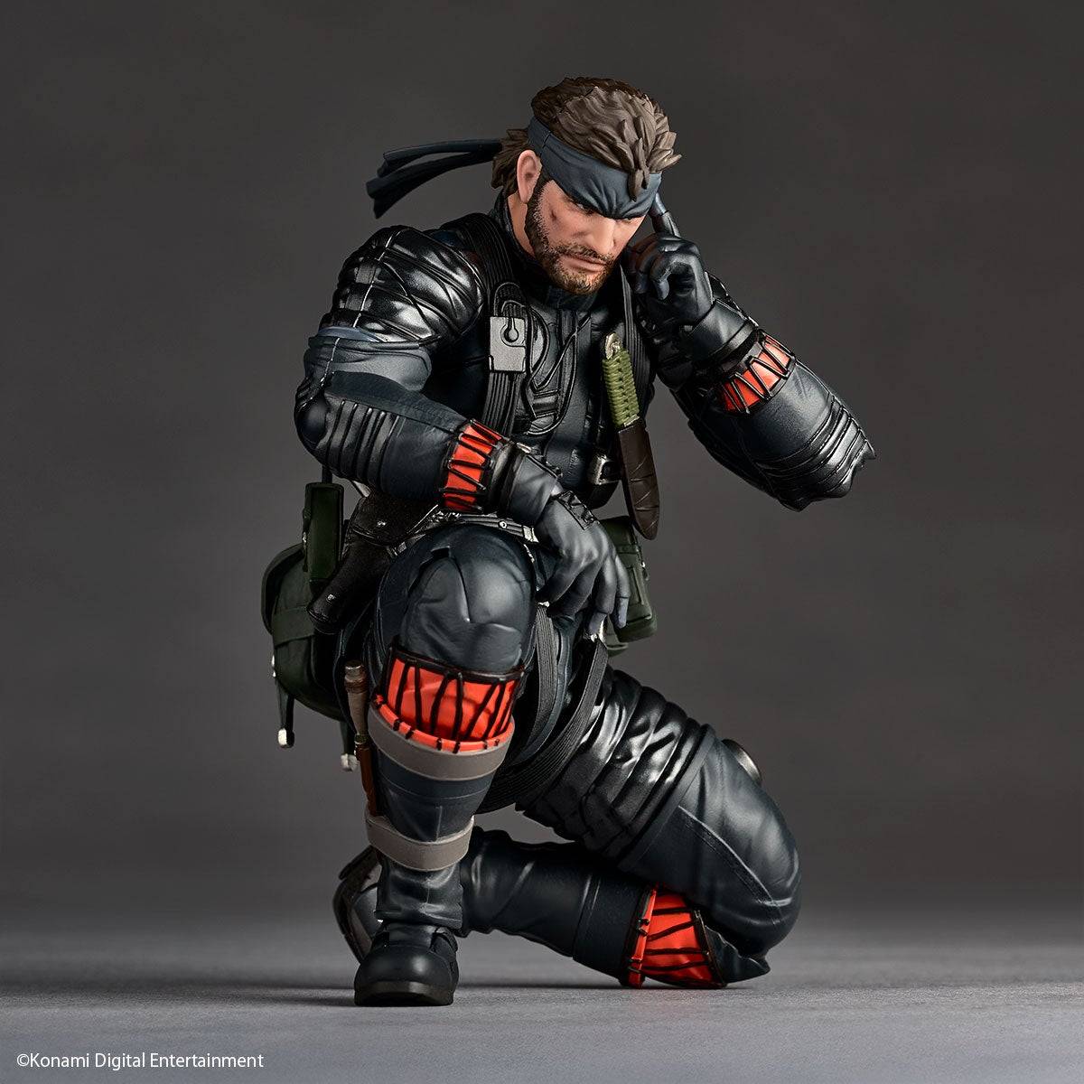 (Pre-Order) Kaiyodo Amazing Yamaguchi / Revoltech: Metal Gear Solid Delta – Snake Eater Naked Snake (Sneaking Suit Ver.) 1/12 Action Figure (Limited + Bonus)