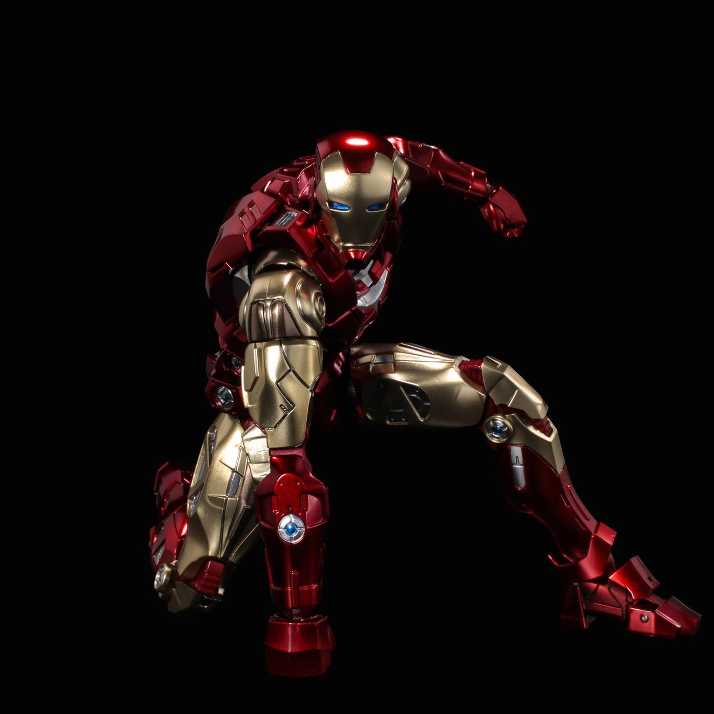 Sentinel Fighting Armor: Iron Man