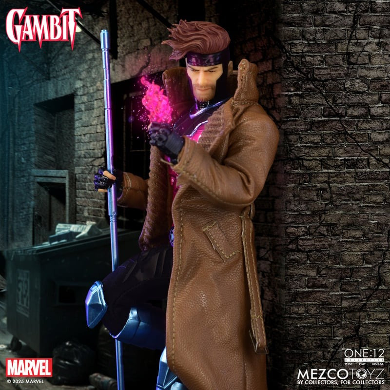 (Pre-order) Mezco One:12 Collective Gambit Reissue 1/12 Action Figure