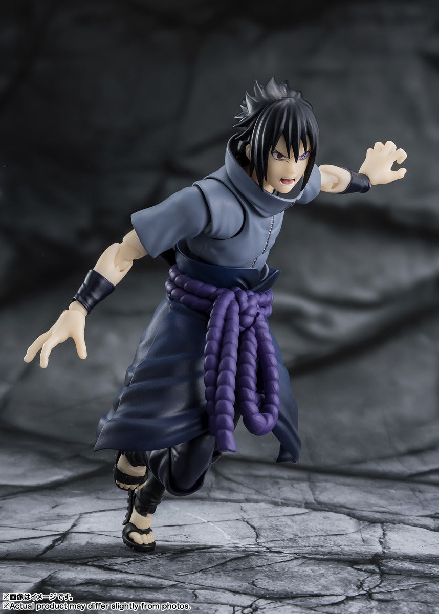 S.H.Figuarts Naruto Shippuden – Sasuke Uchiha (Solitary Shinobi) Action Figure [Bandai Spirits]