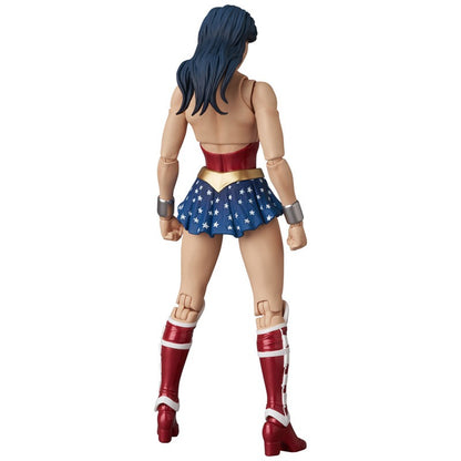 (Pre-order) MAFEX Superman: For Tomorrow - Wonder Woman Action Figure