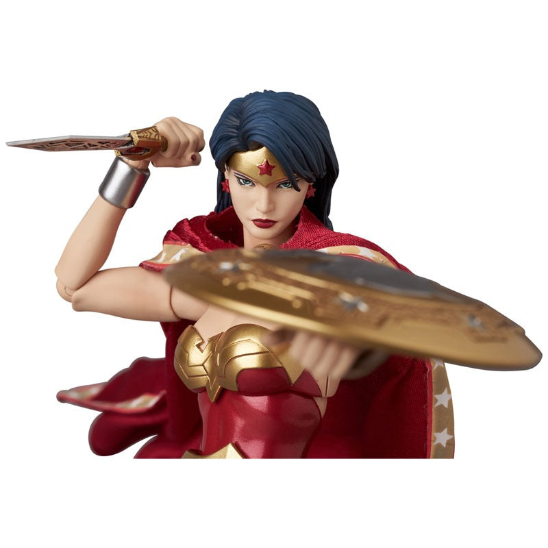 (Pre-order) MAFEX Superman: For Tomorrow - Wonder Woman Action Figure