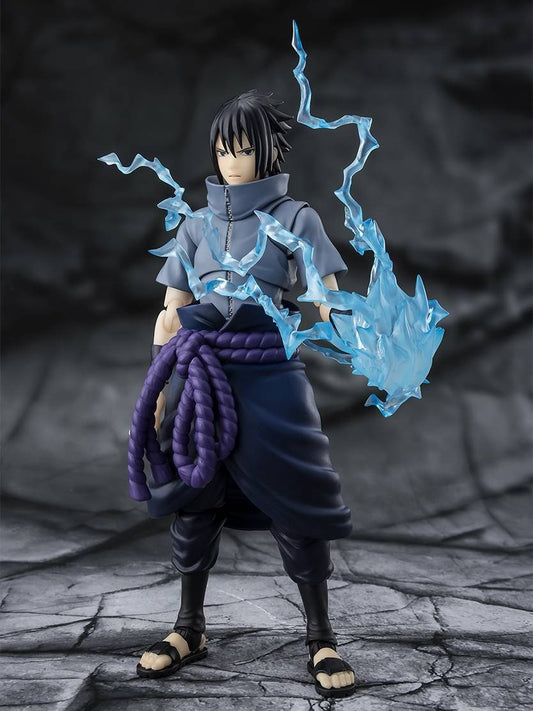 S.H.Figuarts Naruto Shippuden – Sasuke Uchiha (Solitary Shinobi) Action Figure [Bandai Spirits]