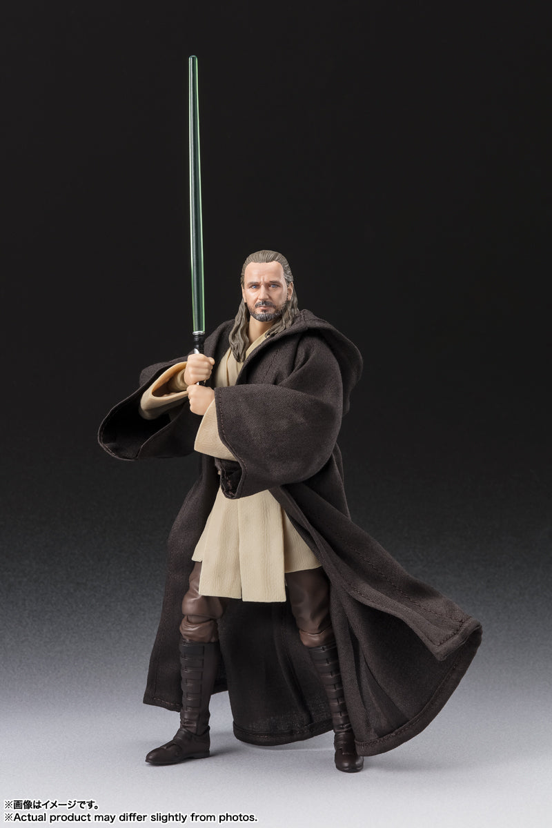 BANDAI S.H.Figuarts Qui-Gon Jinn (STAR WARS: The Phantom Menace) Action figure