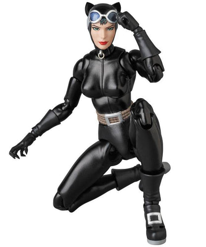 Pre-order item – MAFEX Batman: HUSH Catwoman (Reissue), 1/12 Scale Action Figure