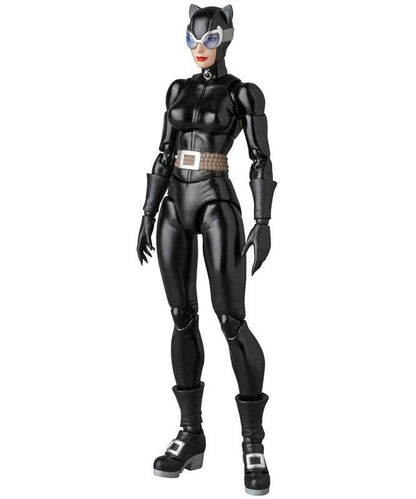 Pre-order item – MAFEX Batman: HUSH Catwoman (Reissue), 1/12 Scale Action Figure