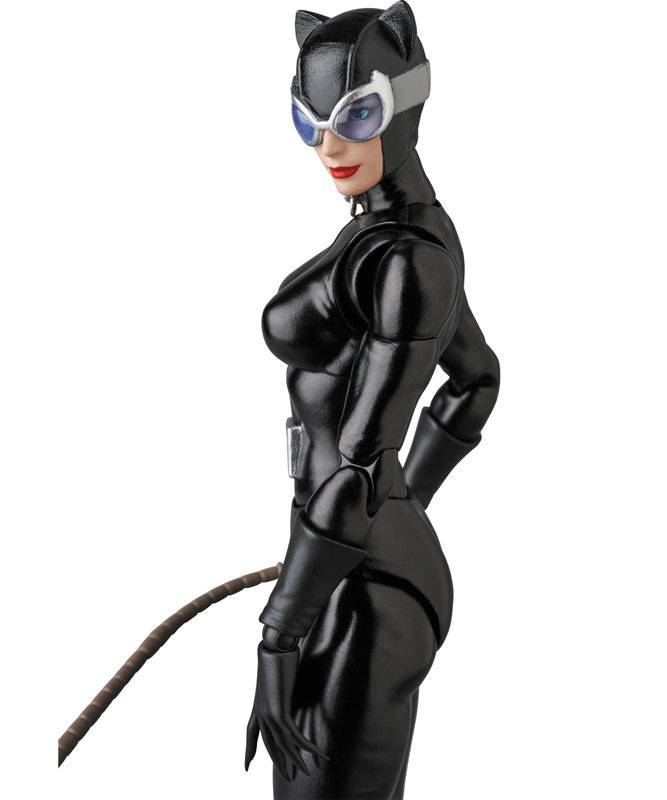 Pre-order item – MAFEX Batman: HUSH Catwoman (Reissue), 1/12 Scale Action Figure