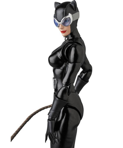 Pre-order item – MAFEX Batman: HUSH Catwoman (Reissue), 1/12 Scale Action Figure