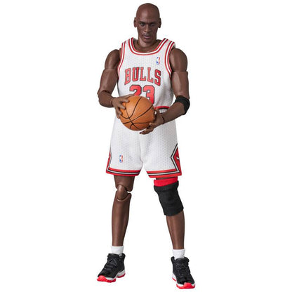 Medicom Toy MAFEX No.255 Michael Jordan (Chicago Bulls Home) 1/12 Action Figure