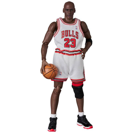 Medicom Toy MAFEX No.255 Michael Jordan (Chicago Bulls Home) 1/12 Action Figure