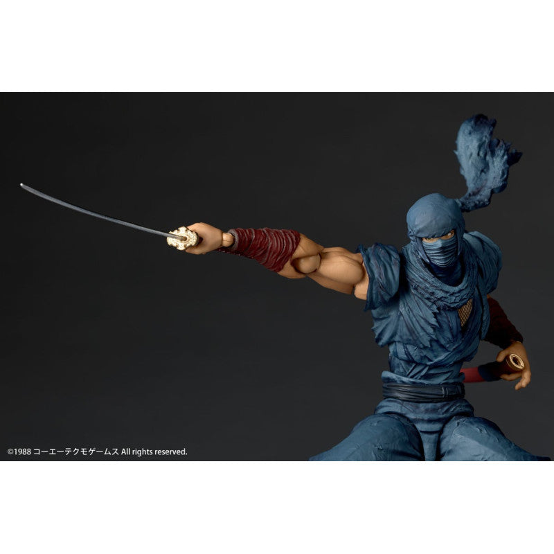 Kaiyodo Revoltech Amazing Yamaguchi Ryu Hayabusa Ninja Gaiden 1/12 action figure with Dragon Sword and bonus unmasked head sculpt