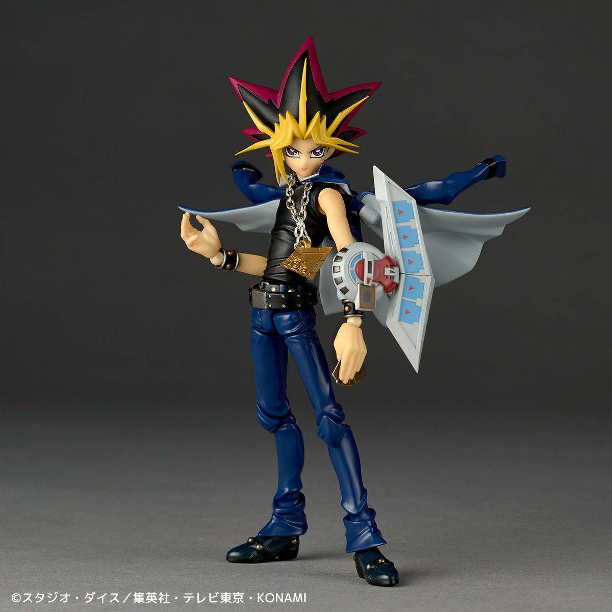 Kaiyodo Revoltech: Yu-Gi-Oh! Duel Monsters – Yami Yugi