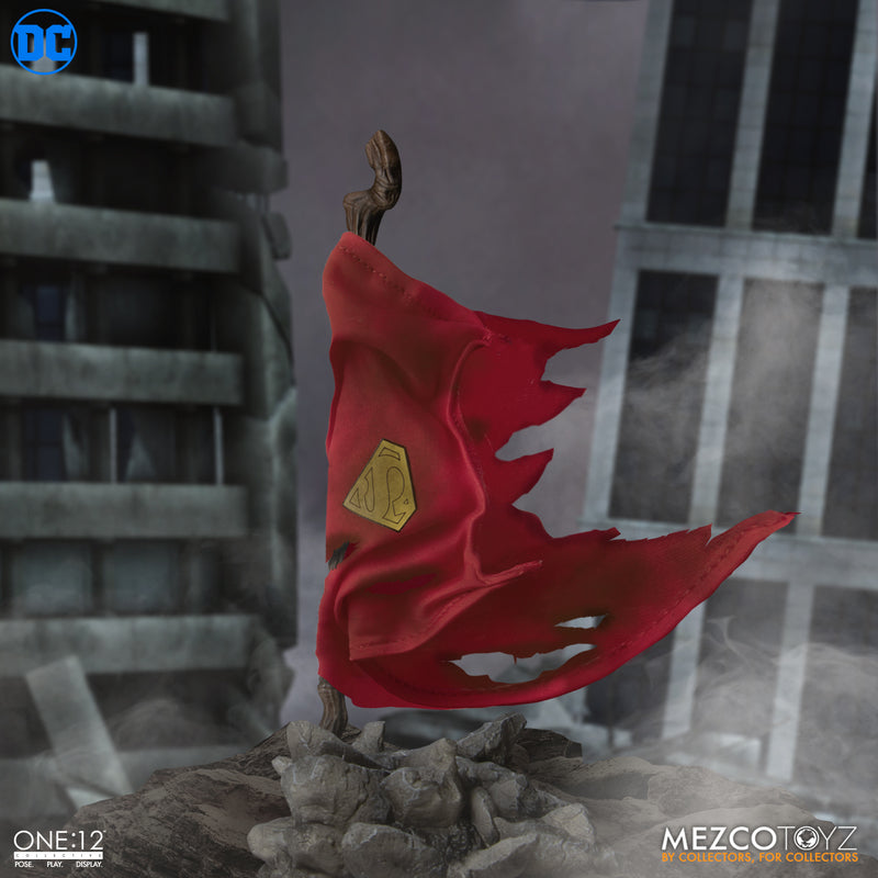 Mezco One: 12 Collective Superman: Recovery Suit Edition