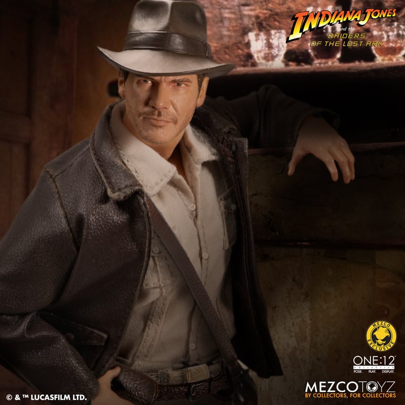 Mezco Raiders of the Lost Ark One:12 Collective Indiana Jones Exclusive