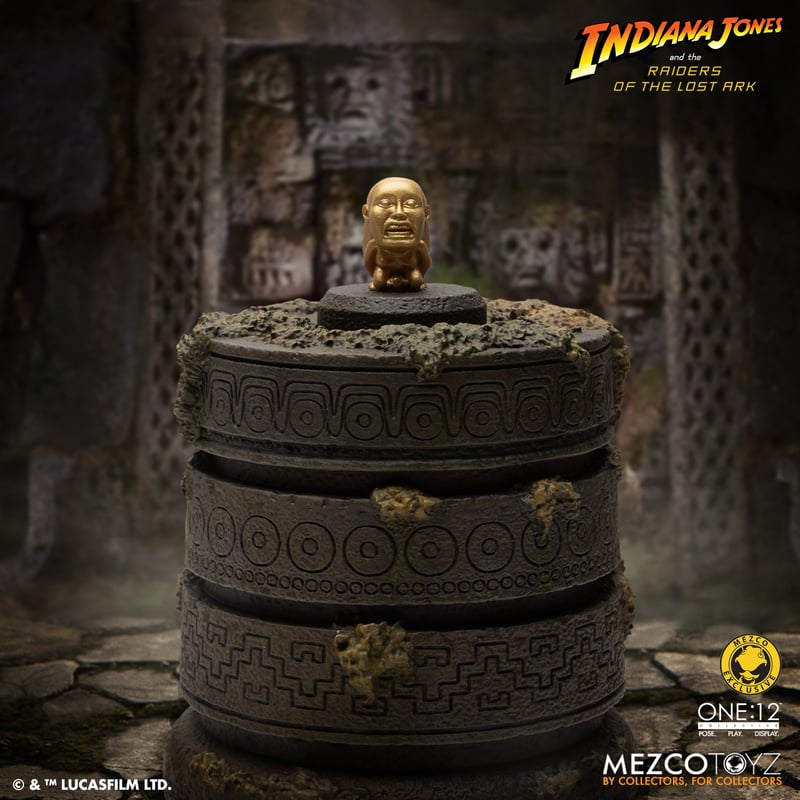 Mezco Raiders of the Lost Ark One:12 Collective Indiana Jones Exclusive