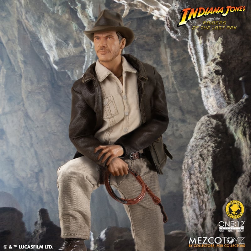 Mezco Raiders of the Lost Ark One:12 Collective Indiana Jones Exclusive